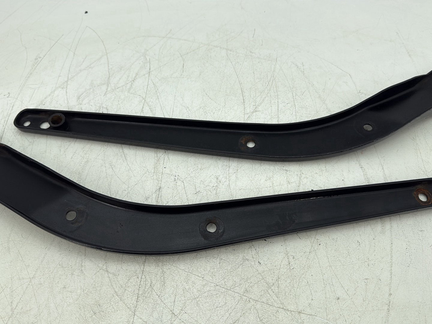 2011 Harley Softail FLSTFB Fat Boy OEM Rear Left Right Fender Struts Bracket
