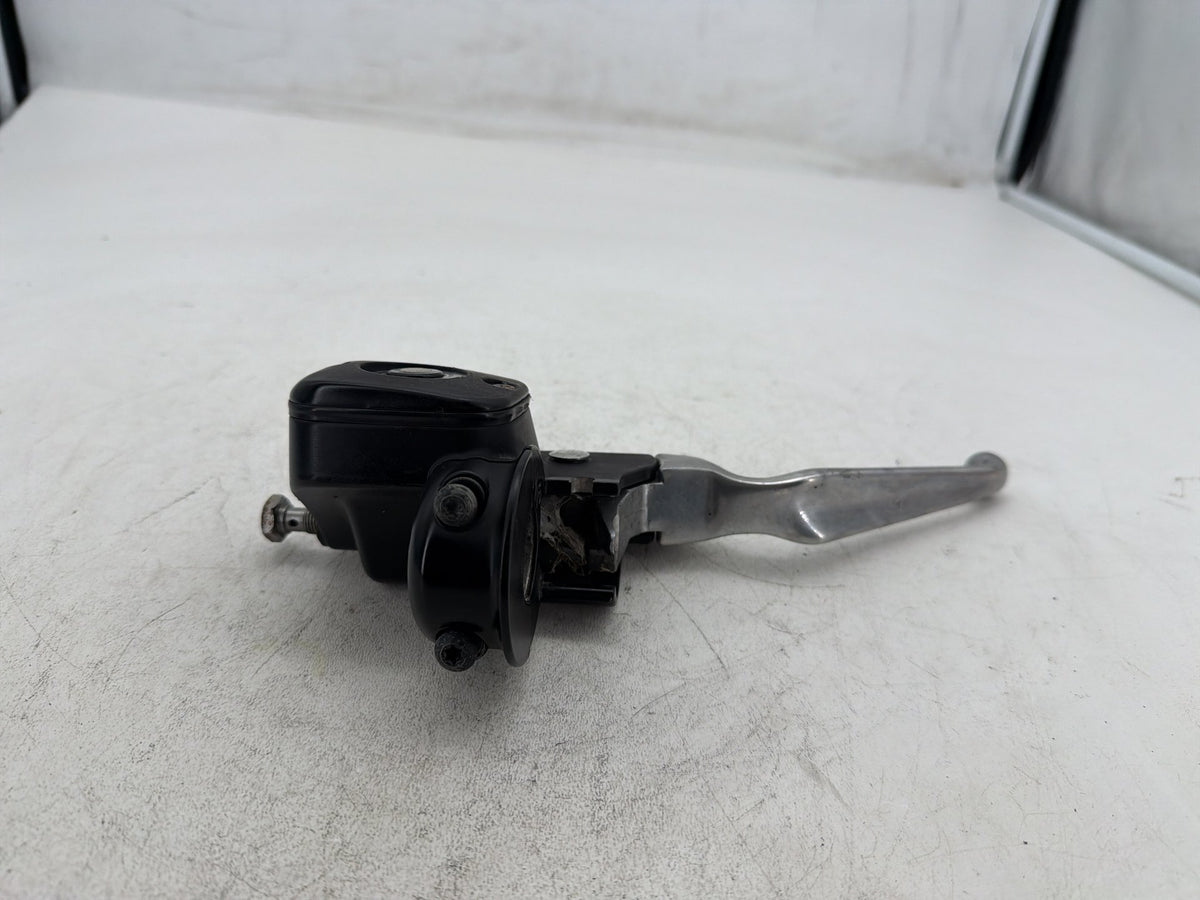 1996 Harley Electra Glide Touring Ultra Front Right Brake Lever Master Cylinder