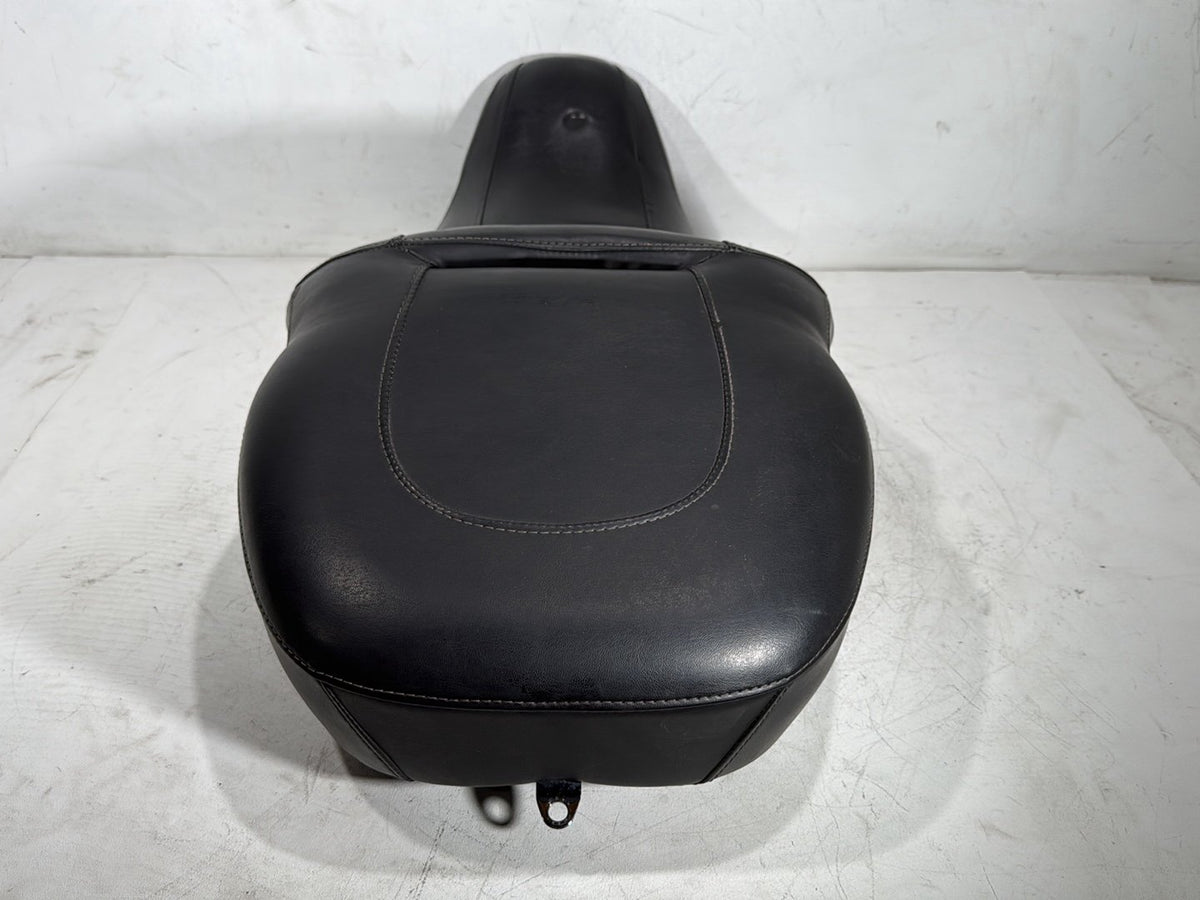 2012 Harley Electra Glide Touring Ultra OEM Passenger Rider Driver Seat Saddle