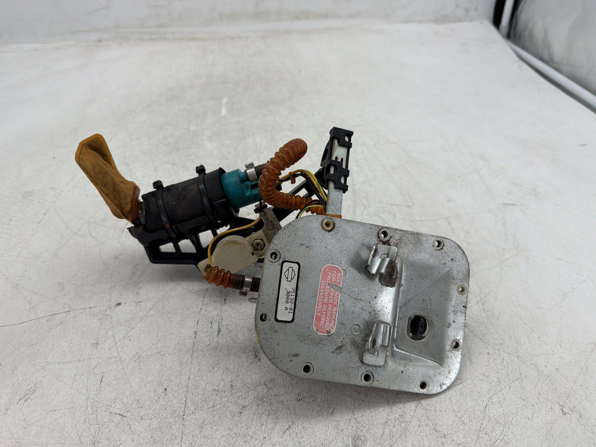 2004 Harley Heritage Softail Classic OEM Fuel Pump Gas Gasoline Petrol Sending