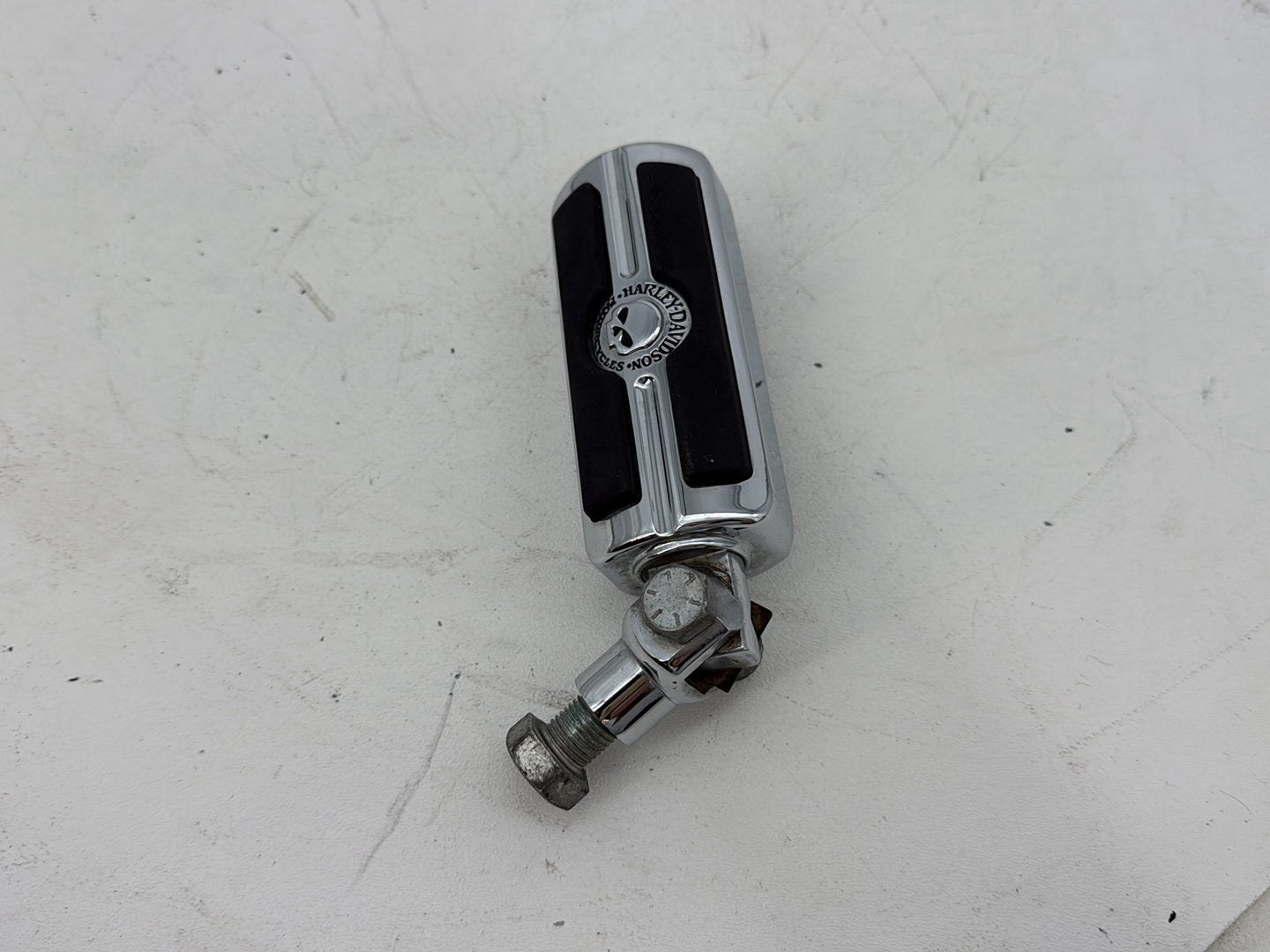 2005 Harley Road Glide Touring OEM Front Driver Highway 1 Foot Peg Rest SKULL