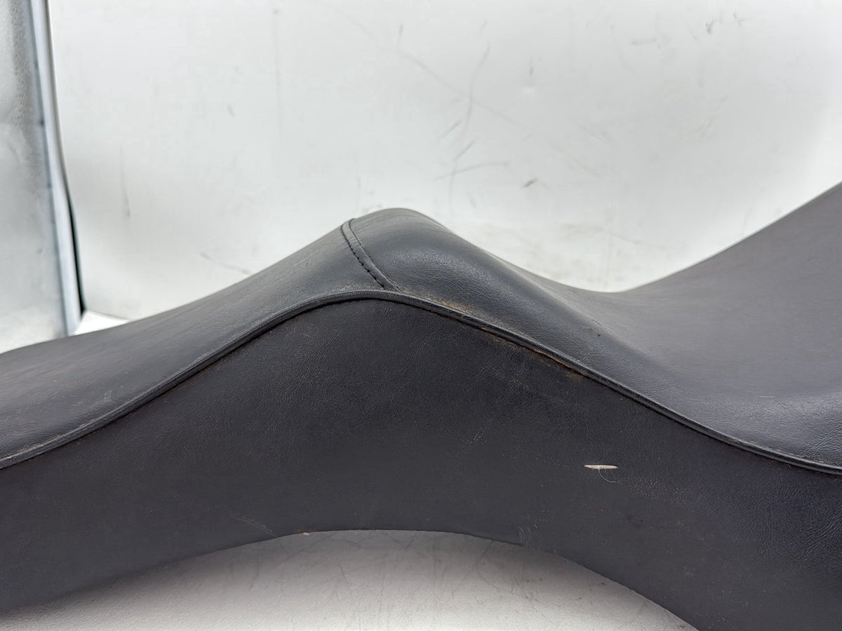 2007 Harley Road King Touring FLHR OEM Passenger Rider Driver Seat Saddle