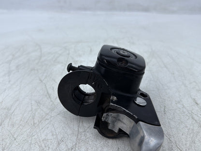 2004 Harley Road King Touring Custom FLHRSI OEM Front Right Brake Lever Master Cylinder