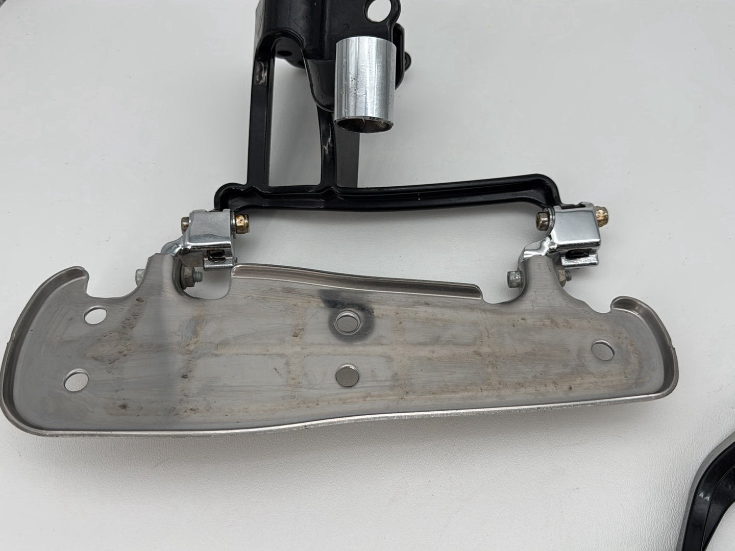 2008 Harley Softail Deluxe FLSTN OEM Left Right Driver Floorboard Foot Rest