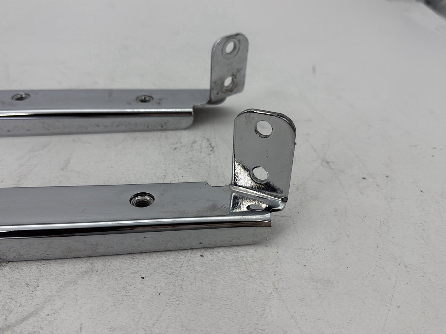 2003 Harley Electra Glide Touring Ultra FLHTCUI OEM Left Right Saddlebag Fender Struts Brackets
