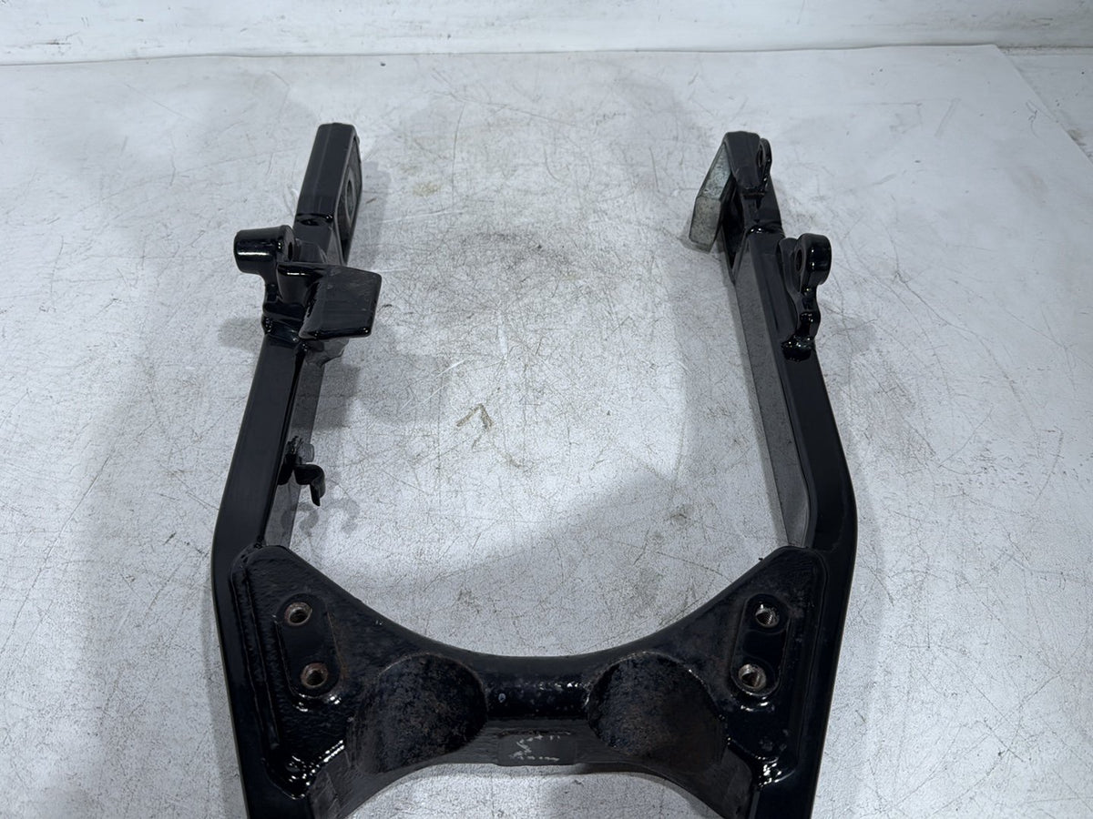 2014 Harley Dyna Low Rider FXDL OEM Rear Fork Swingarm Swing Arm 47820-10