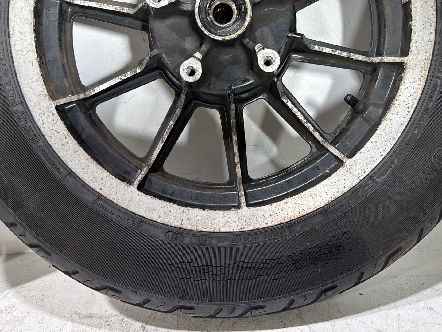 1997 Harley Road King Touring Police Front & Rear Wheel Rim Tire 43402-87A 16"
