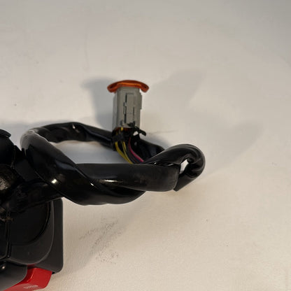 1984 - 1998 Harley-Davidson Touring Road King Police Left Turn Signal Headlight Switches Controls 71515-08