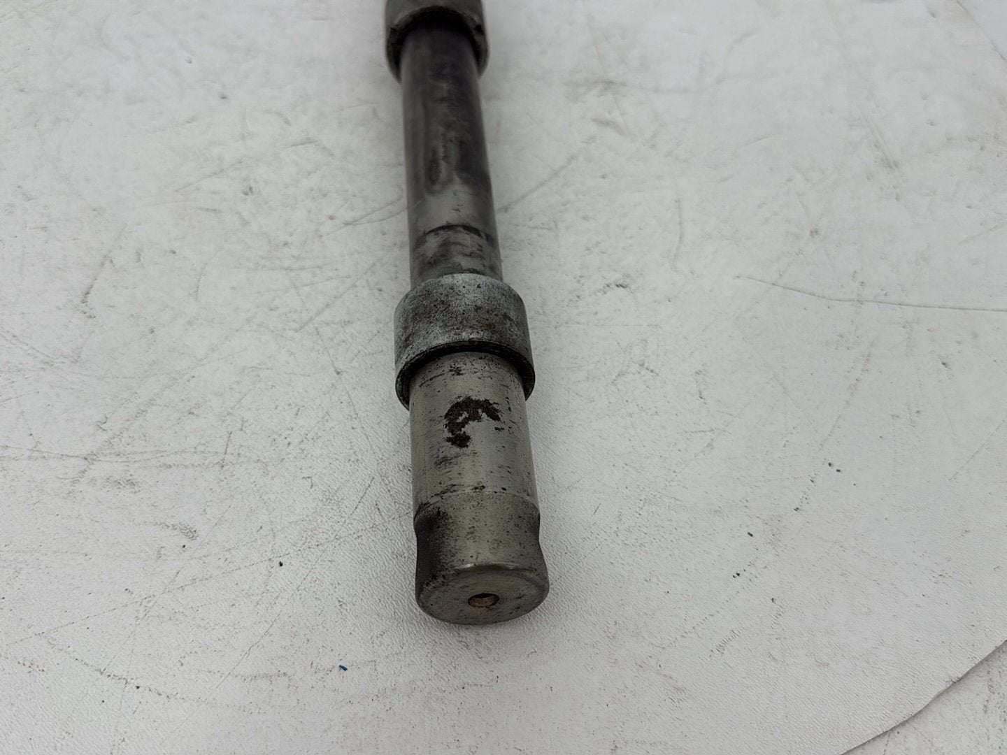 1999 - 2006 Harley-Davidson Touring Electra Glide Front Wheel Axle Bolt Shaft 43364-00
