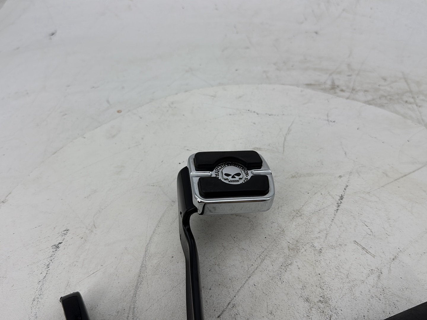 2006 Harley Dyna Super Glide Custom FXDCI OEM Right Driver Foot Controls Peg Rest