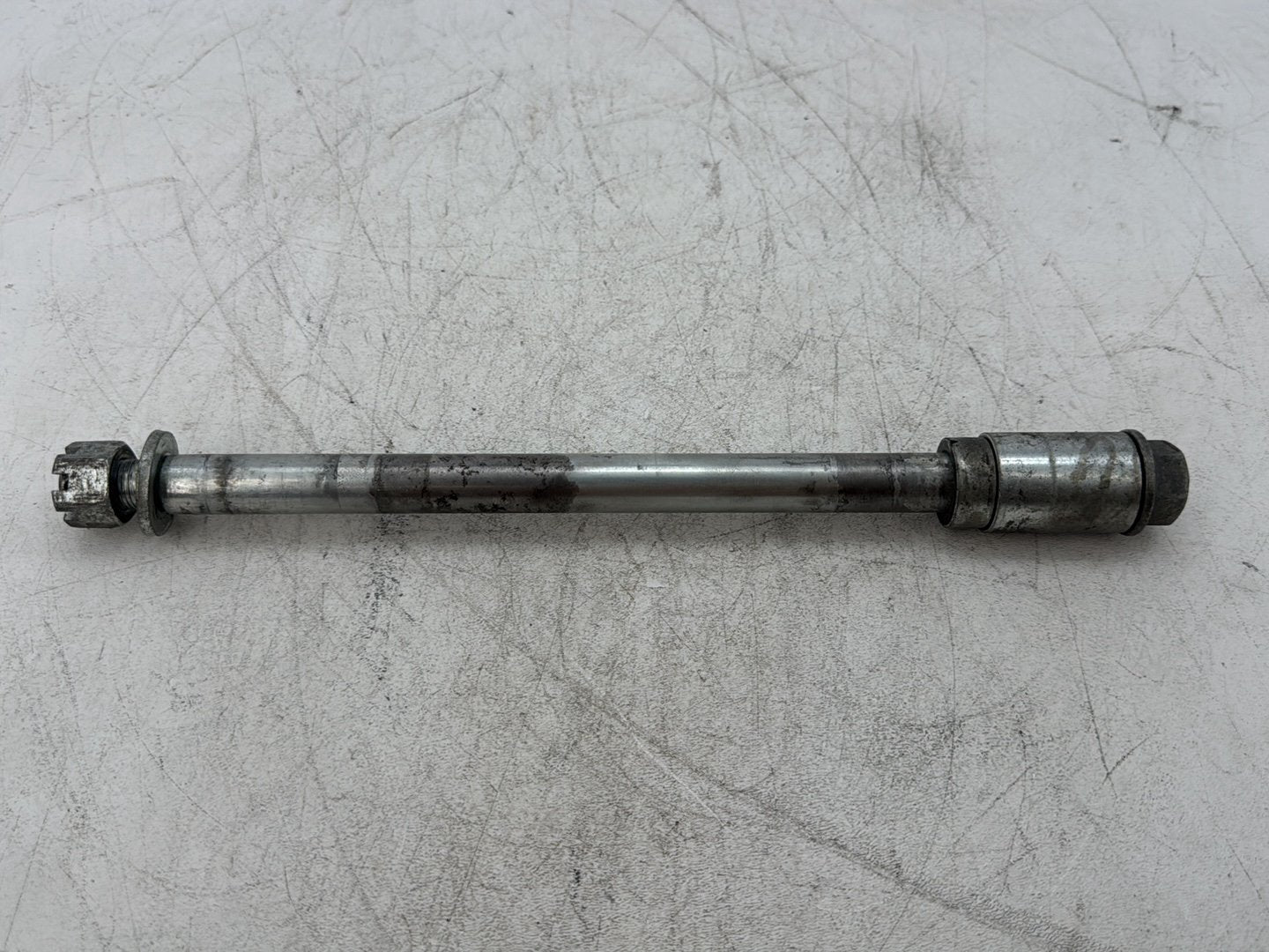 2003 Harley Dyna Wide Glide FXDWG OEM Front Wheel Axle Bolt Shaft