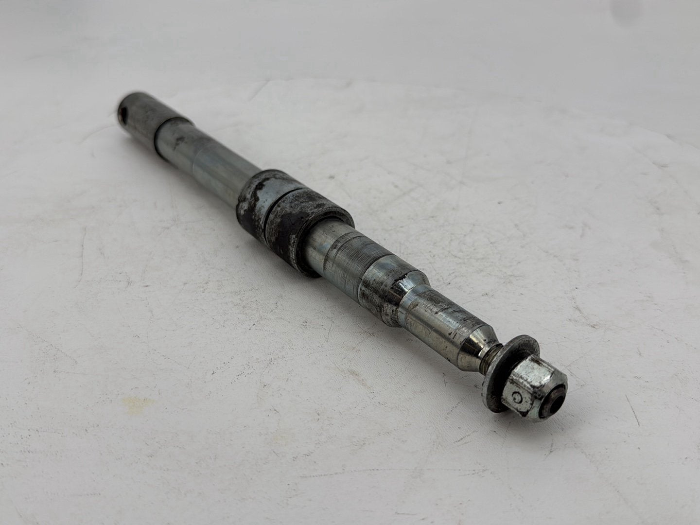 1999 - 2006 Harley-Davidson Touring Electra Glide Ultra Front Wheel Axle Bolt Shaft 43364-00