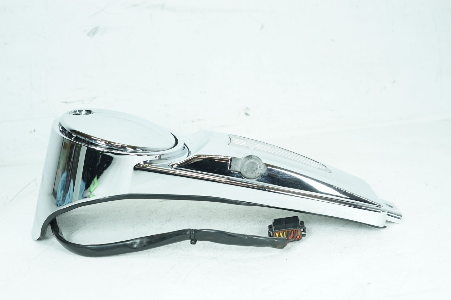2007 - 2012 Harley-Davidson Touring CVO Electra Screamin Eagle Fuel Gas Tank Dash Console NOKey 61270-98A