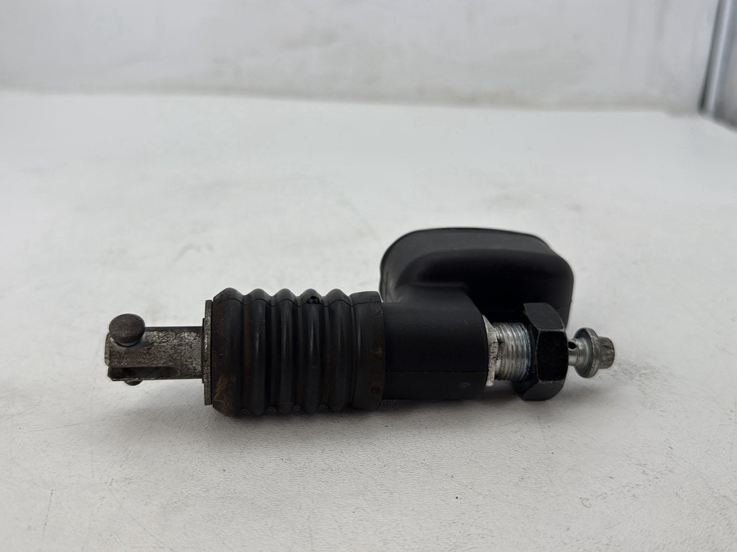 2004 Harley Softail FLSTC Heritage Classic OEM Rear Brake Master Cylinder Reservoir