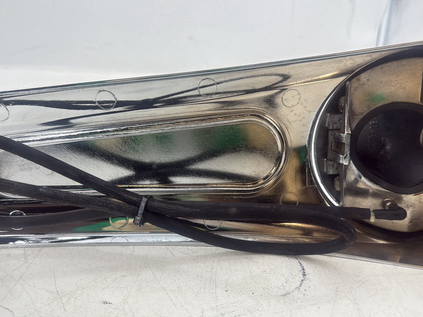 2014 Harley Street Glide Touring FLHXS OEM Fuel Gas Tank Dash Console NOKey