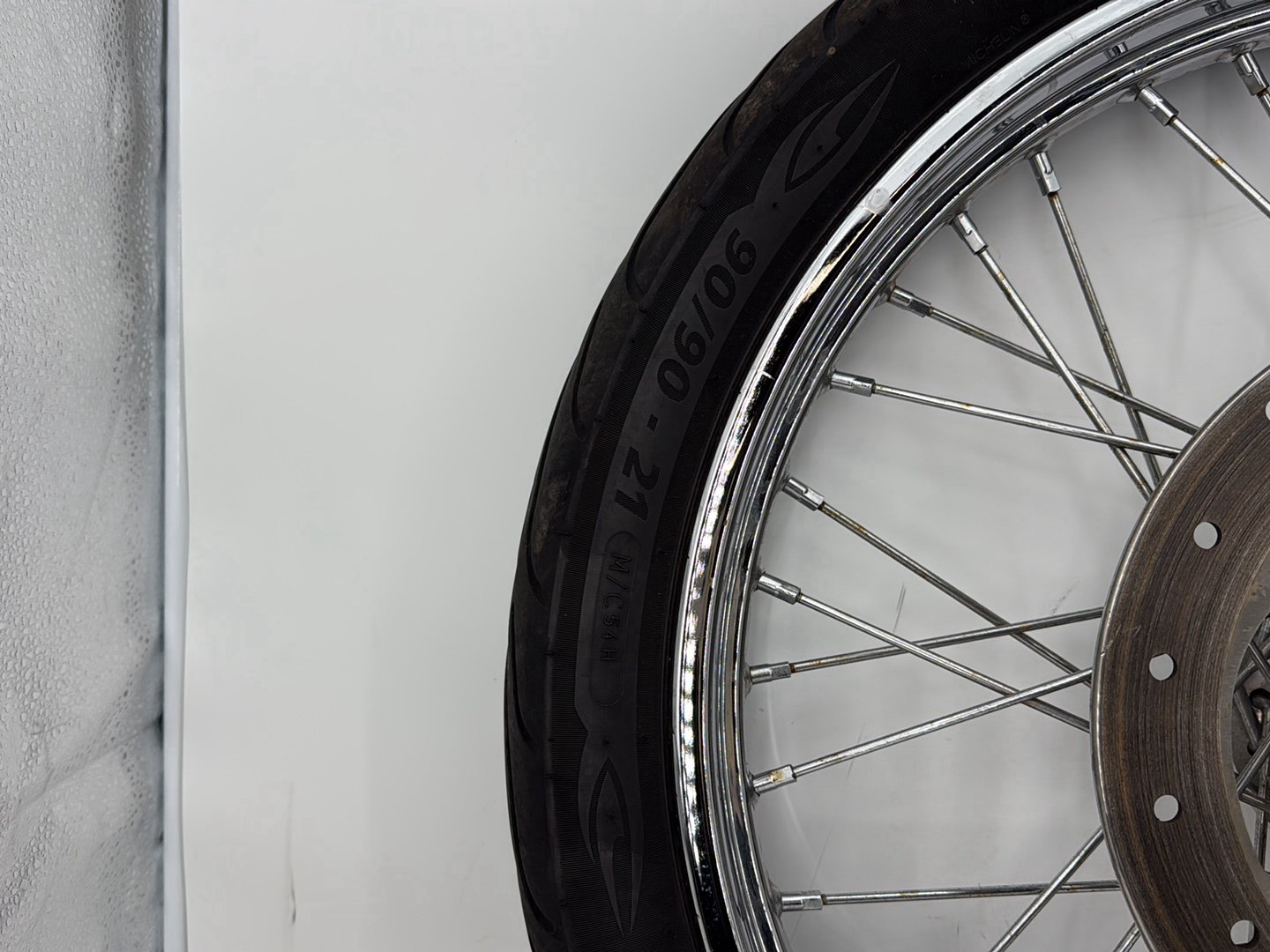 2004 - 2013 Harley-Davidson Sportster 883 Custom Front Wheel Rim Tire Spoked 44610-05