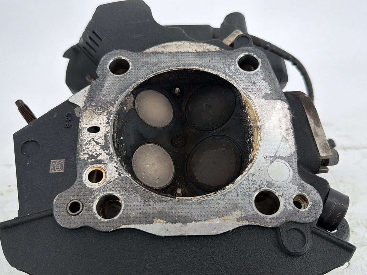 2019 Harley Touring FLHT Electra Glide OEM Rear Twin Cam Engine Cylinder Head