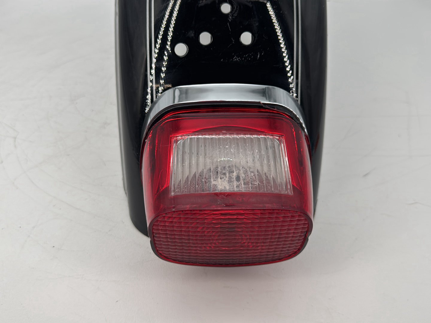 09 Harley Sportster XL1200 L 1200 Low OEM Rear Wheel Fender Taillight Brake Lamp