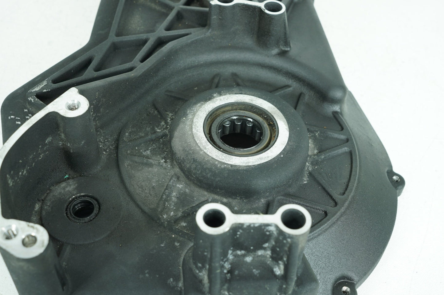 2000 - 2006 Harley-Davidson Softail Heritage Classic Inner Primary Clutch Cover 60620-94B