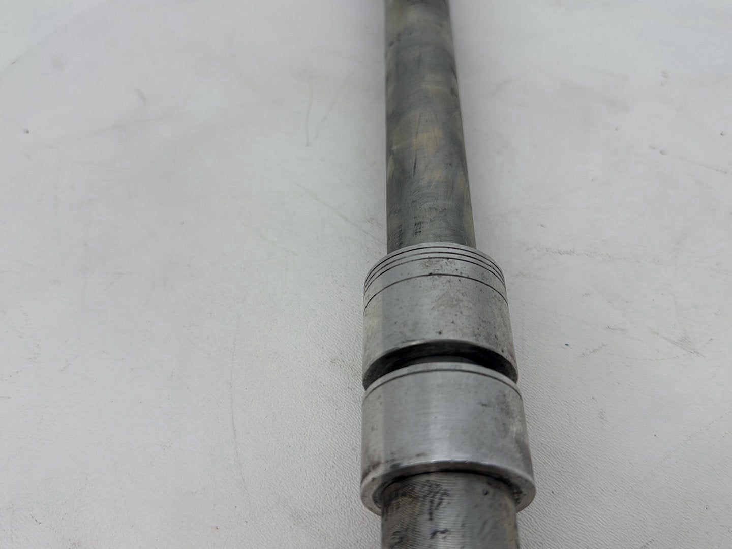 2007 - 2017 Harley-Davidson Dyna Wide Glide Front Wheel Axle Bolt Shaft 41547-07A