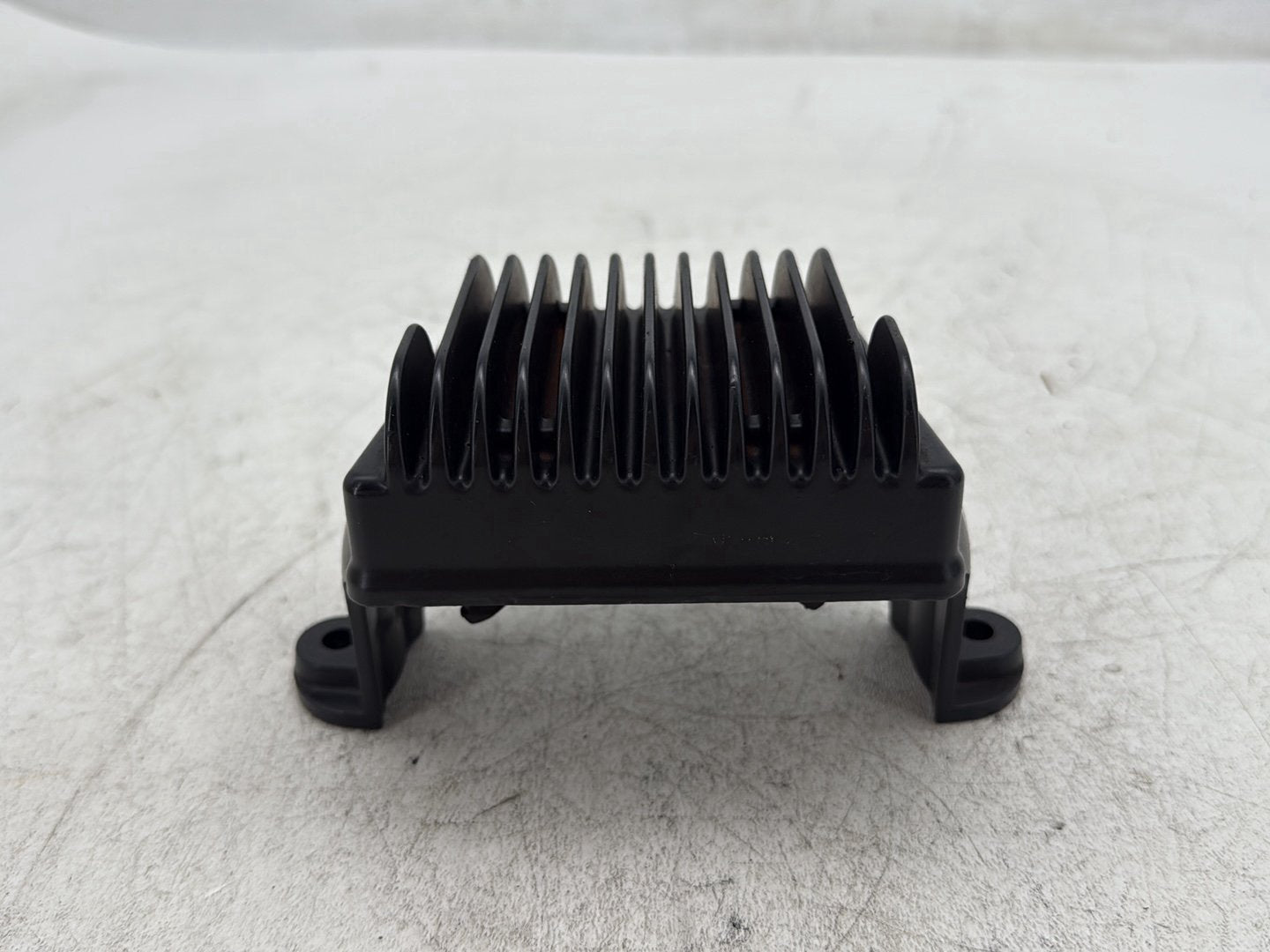 2009 Harley Street Glide Touring FLHX OEM Voltage Regulator Rectifier