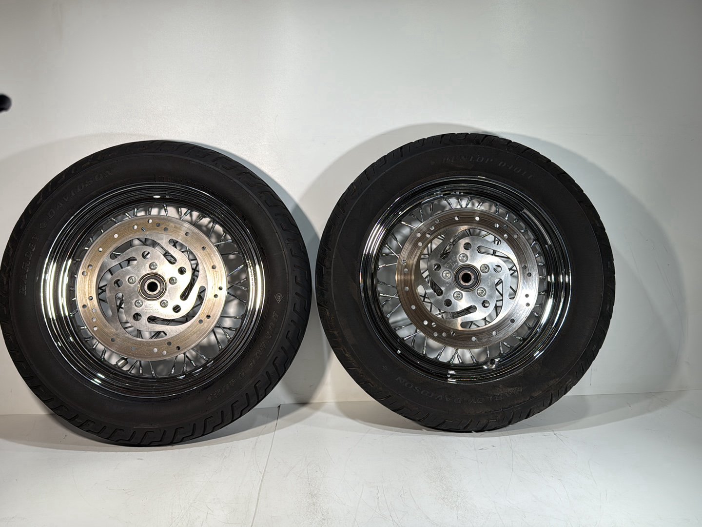 1999 - 2006 Harley-Davidson Softail Heritage Front Rear Wheel Rim Tire Spoked 40700-05 , 42947-06