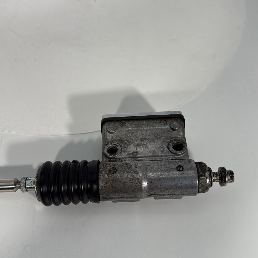 1991 - 2003 Harley-Davidson Sportster Custom Rear Brake Master Cylinder Reservoir 42432-99
