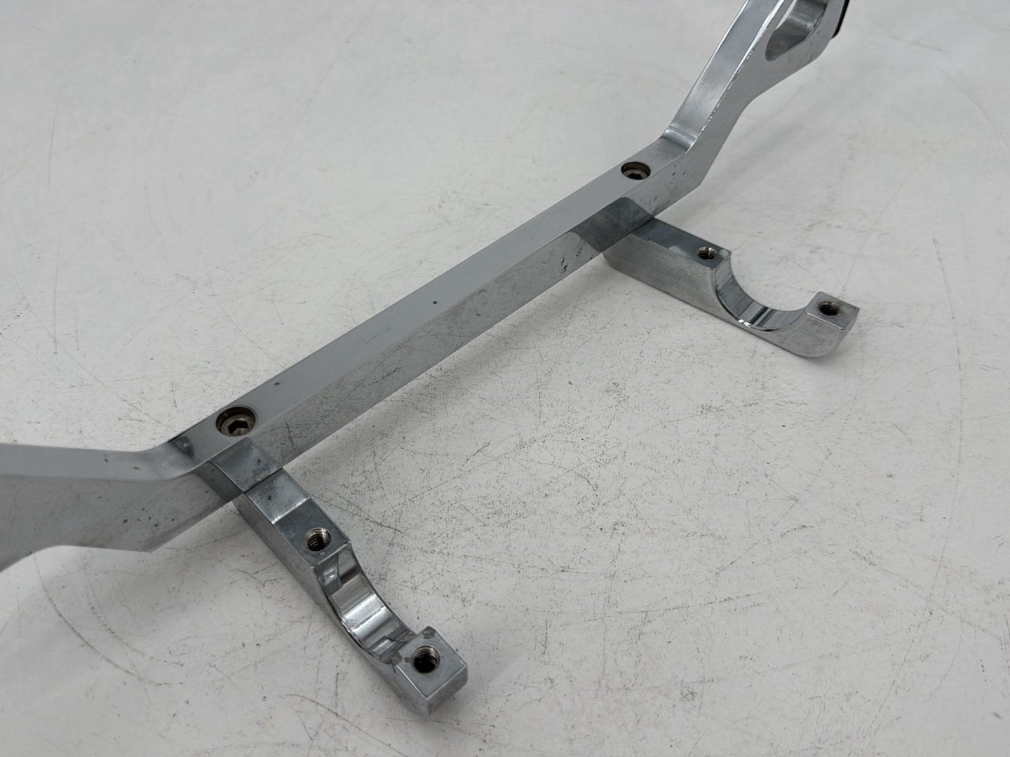 1999 - 2006 Harley-Davidson Touring Road King Classic Front Windshield Mount Trim Strip WINDVEST