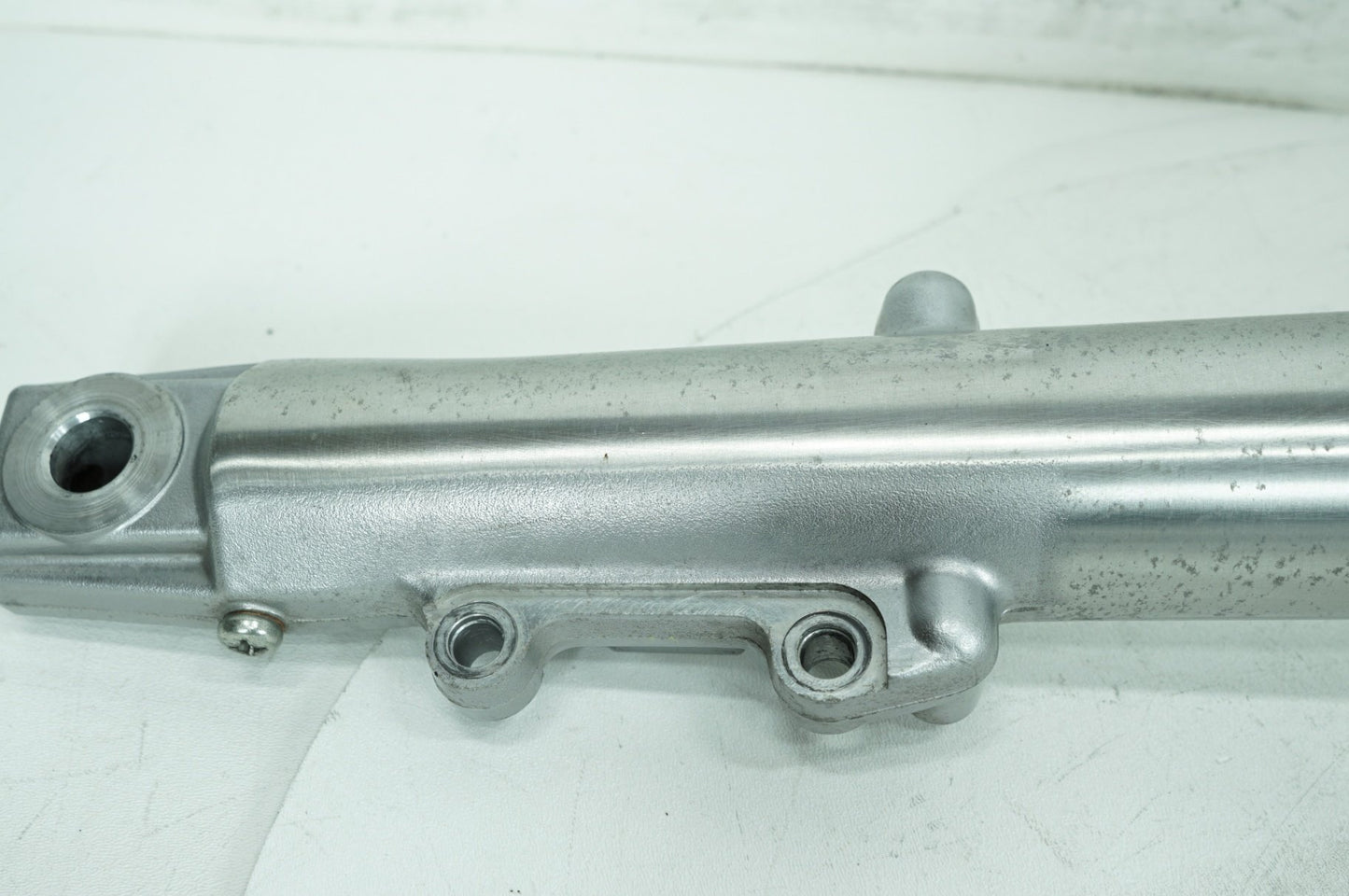 2007 - 2011 Harley-Davidson Touring Street Glide Front Triple Tree Set & LH RH Fork Legs Sliders 45435-95