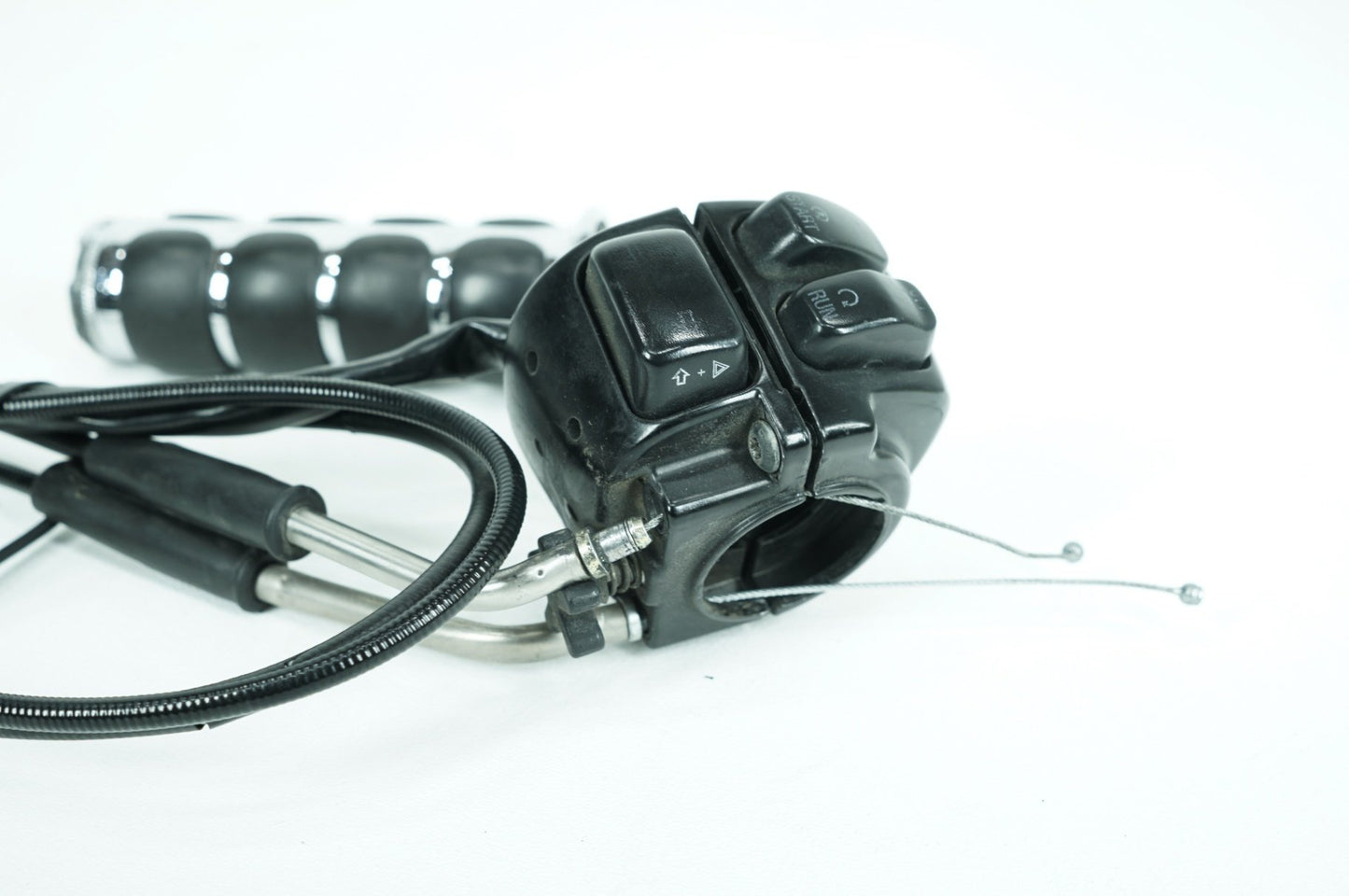 1991 - 2003 Harley-Davidson Sportster Custom Anniversary Right Engine Start Kill Switches Controls 71684-06A