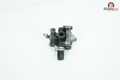 2000 - 2006 Harley-Davidson Softail Heritage Classic Petrol Gasoline Gas Tank Fuel Petcock 61338-94D