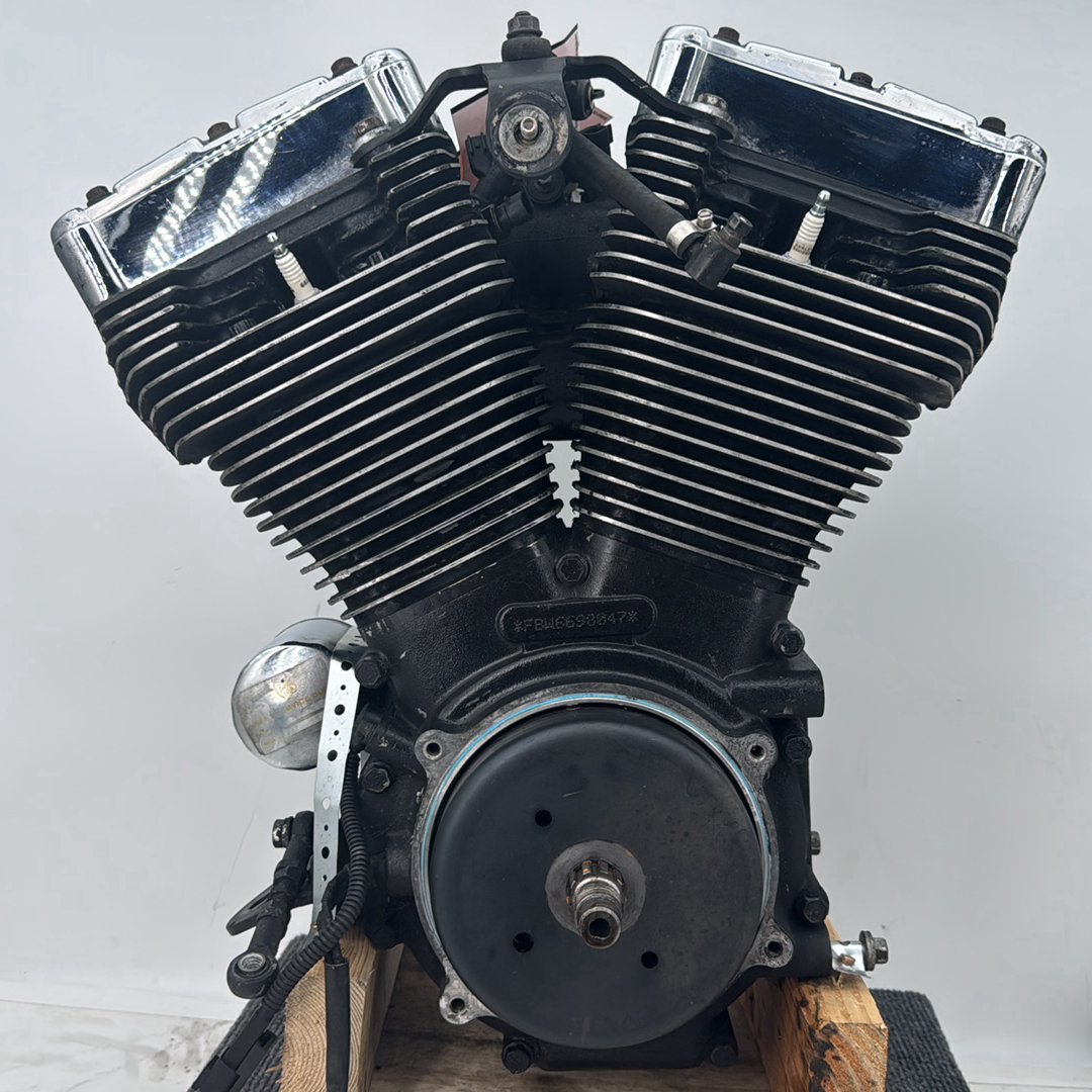 1999 - 2006 Harley-Davidson Touring Road King EFI Twin Cam 88 Engine Motor 19261-06C