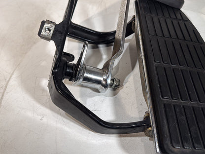 1986 - 1998 Harley-Davidson Softail Heritage Classic Right Driver 1 Floorboard Foot Rest 42431-87A , 42407-87C