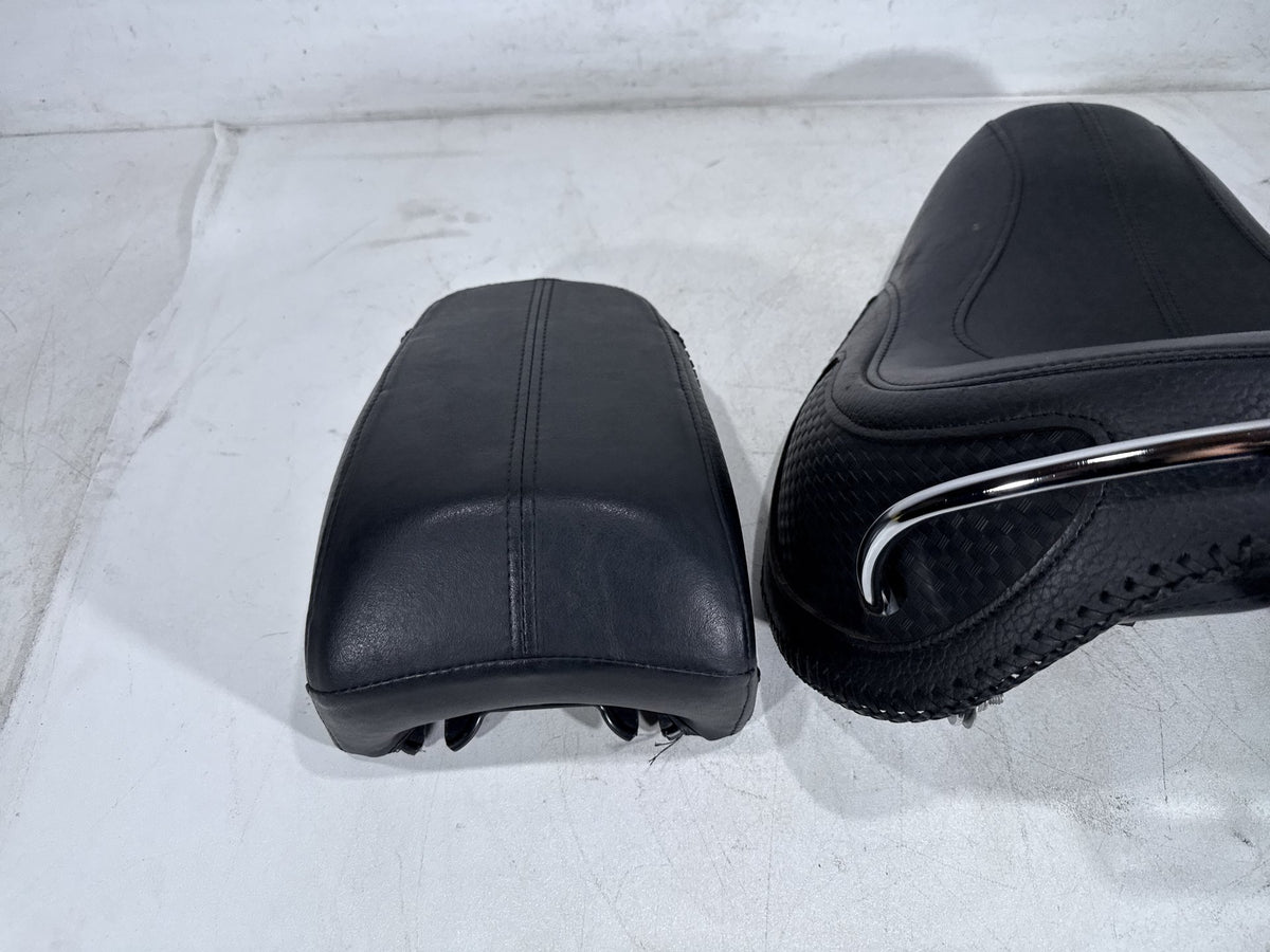2011 Harley Softail Deluxe FLSTN OEM Passenger Rider Driver Seat Saddle