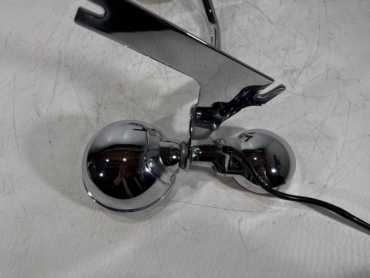 2012 Harley Electra Touring Ultra OEM Front Turn Signal Indicators Aux Light Bar