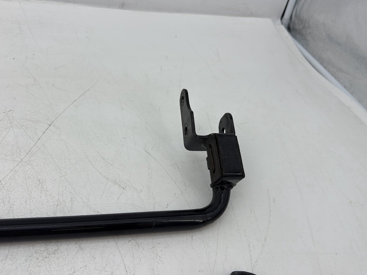 2014 Harley Street Glide Touring OEM Rear Left Right Saddlebag Guard Rails Bar