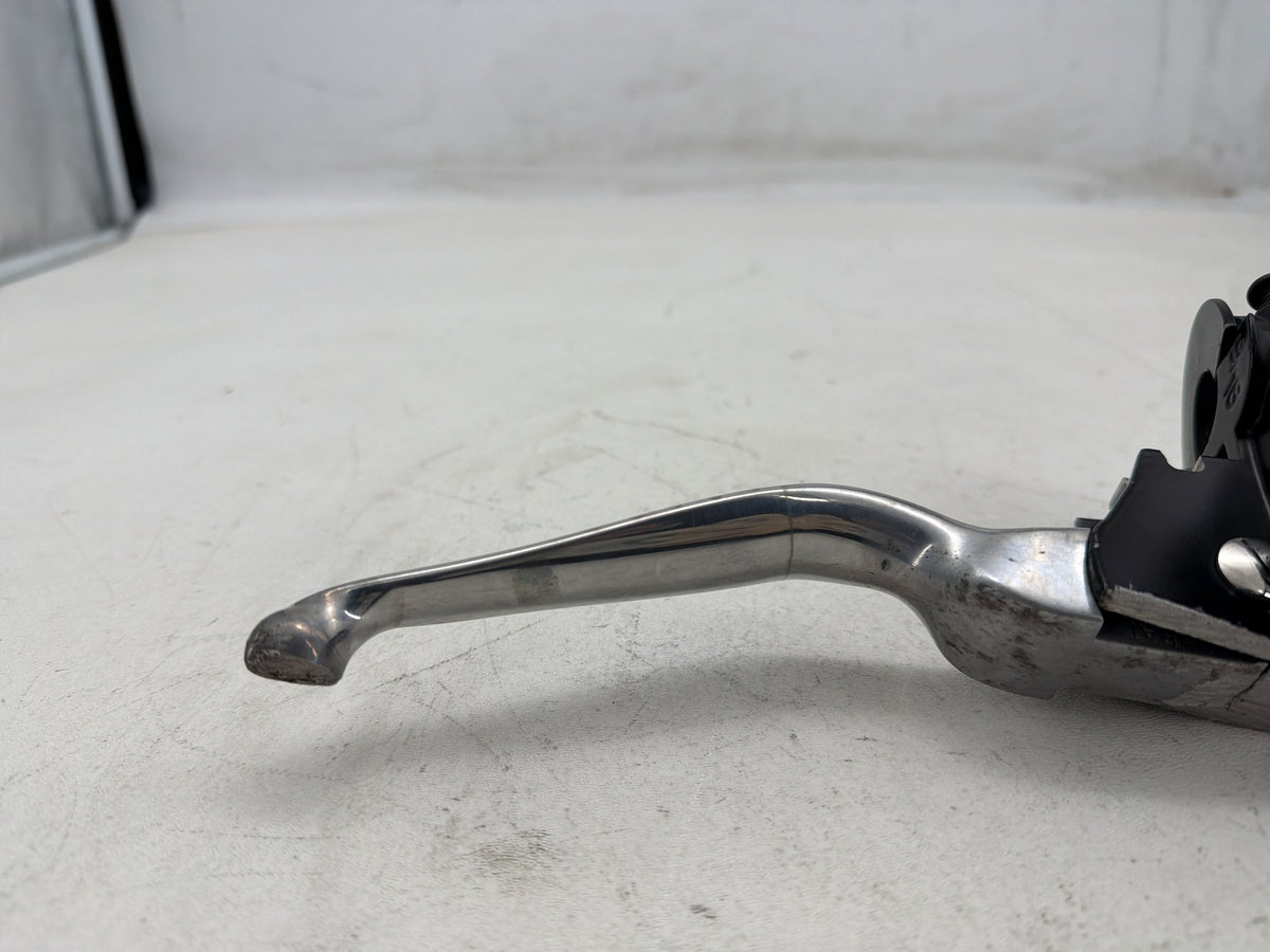 2005 Harley Dyna Wide Glide FXDWG OEM Front Right Brake Lever Master Cylinder