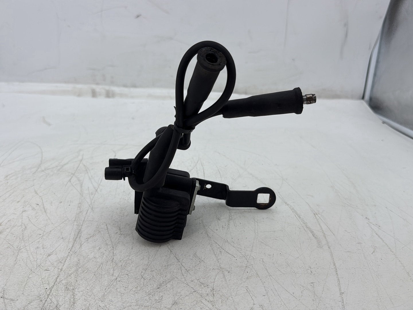 2013 Harley Forty-Eight Sportster 1200X OEM Ignition Coil Spark Plugs Cable
