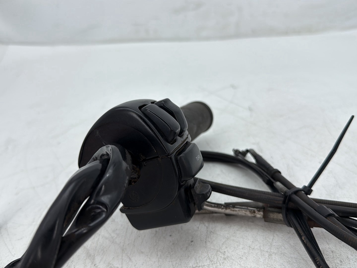 1996 Harley Electra Glide Touring FLHT OEM Right Engine Start Kill Switches Controls