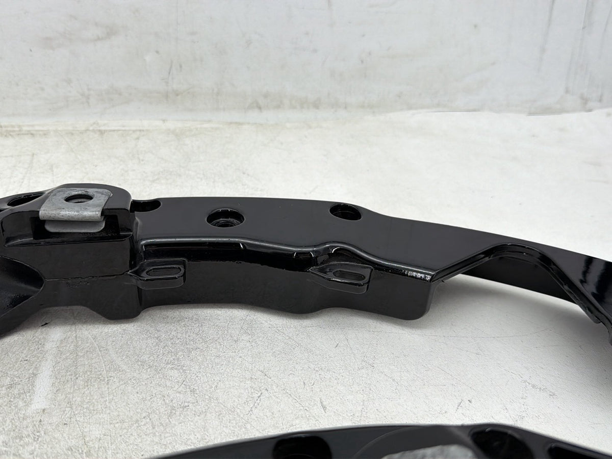 2018 Harley Road Glide Touring FLTRXS OEM Left Right Saddlebag Fender Struts Brackets