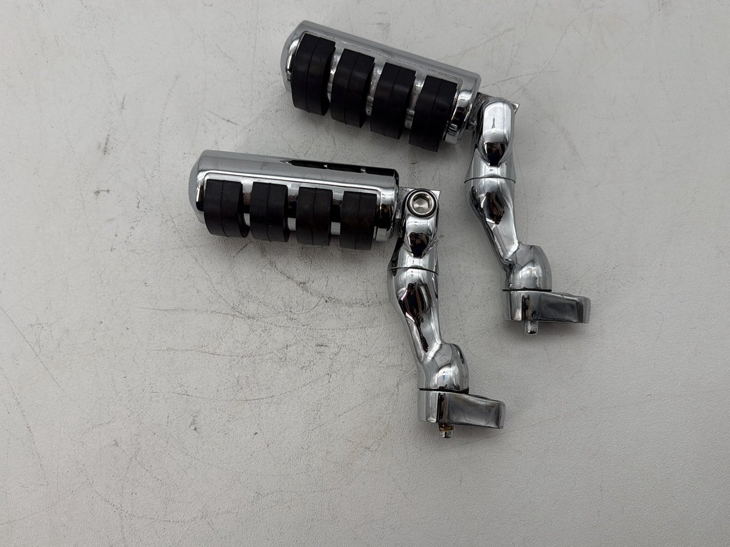 2007 Harley Touring FLHTP Electra Glide Police OEM Passenger Left & Right Foot Pegs