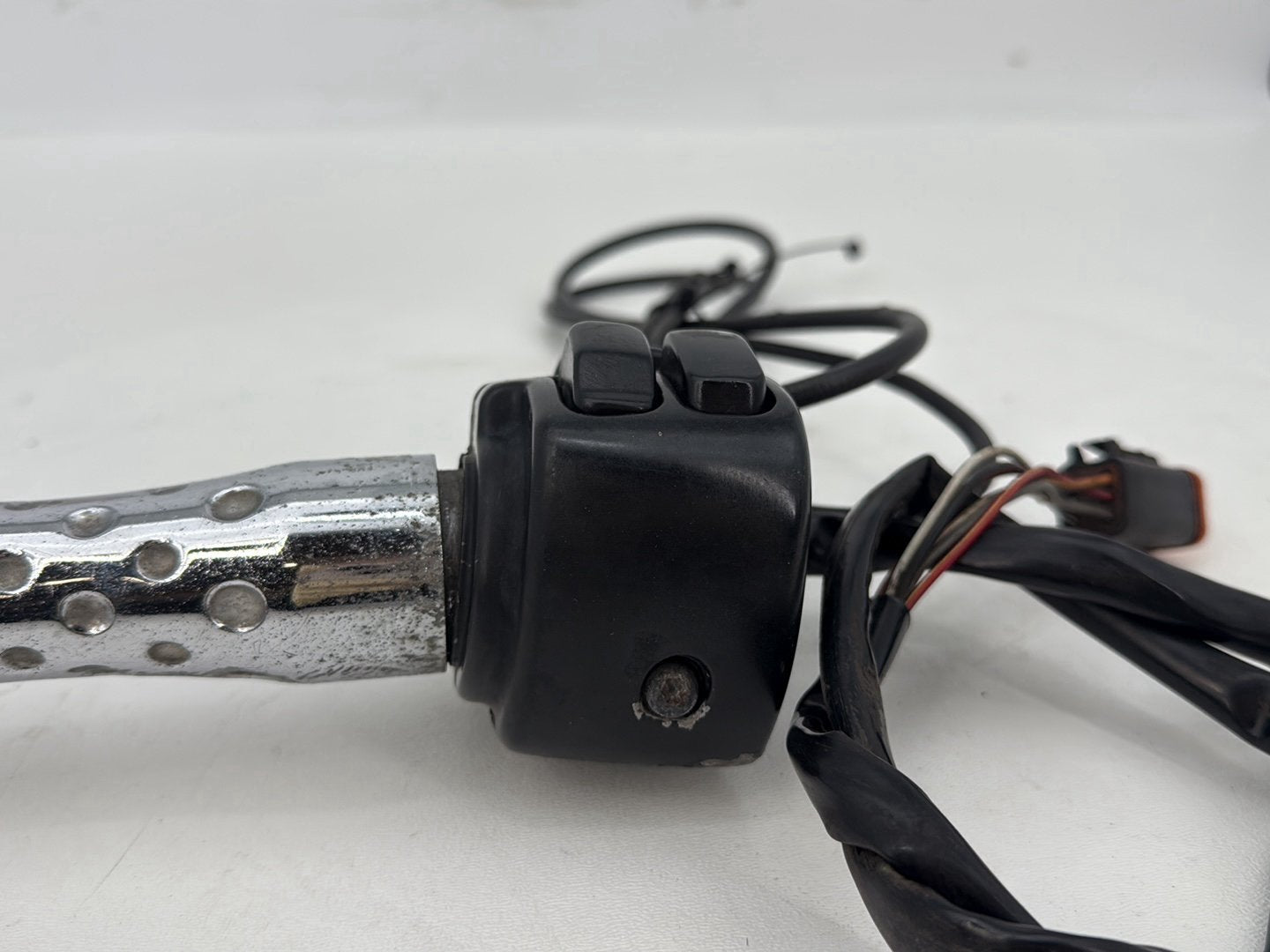2004 - 2013 Harley-Davidson Sportster 883 Custom Right Engine Start Kill Switches Controls  	71589-96B