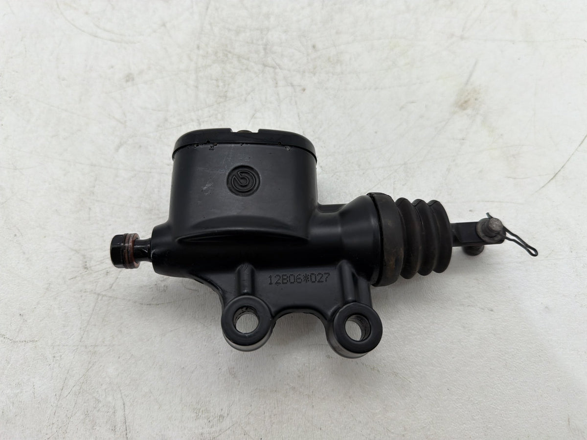 2012 Harley Street Glide Touring FLHX OEM Rear Brake Master Cylinder Reservoir