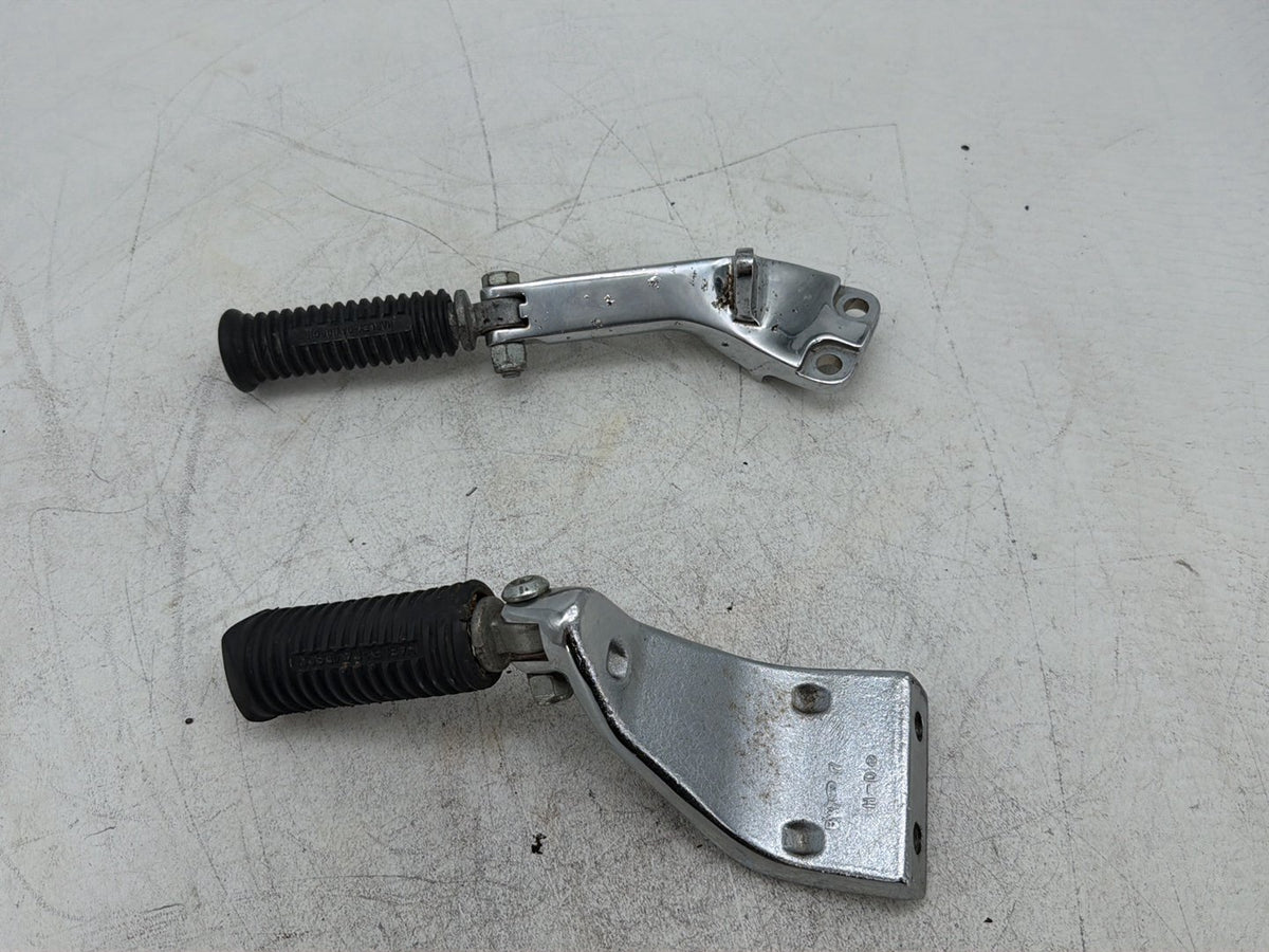 2006 Harley Dyna Super Glide FXDI OEM Left & Right Driver Step Foot Rest Pegs