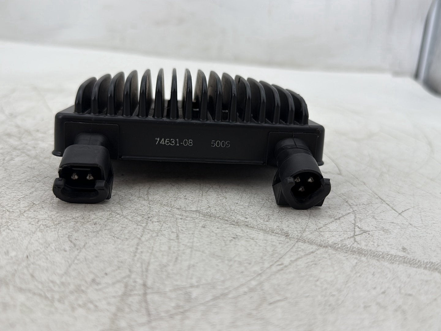 2010 Harley Dyna Fat Bob FXDF OEM Voltage Regulator Rectifier