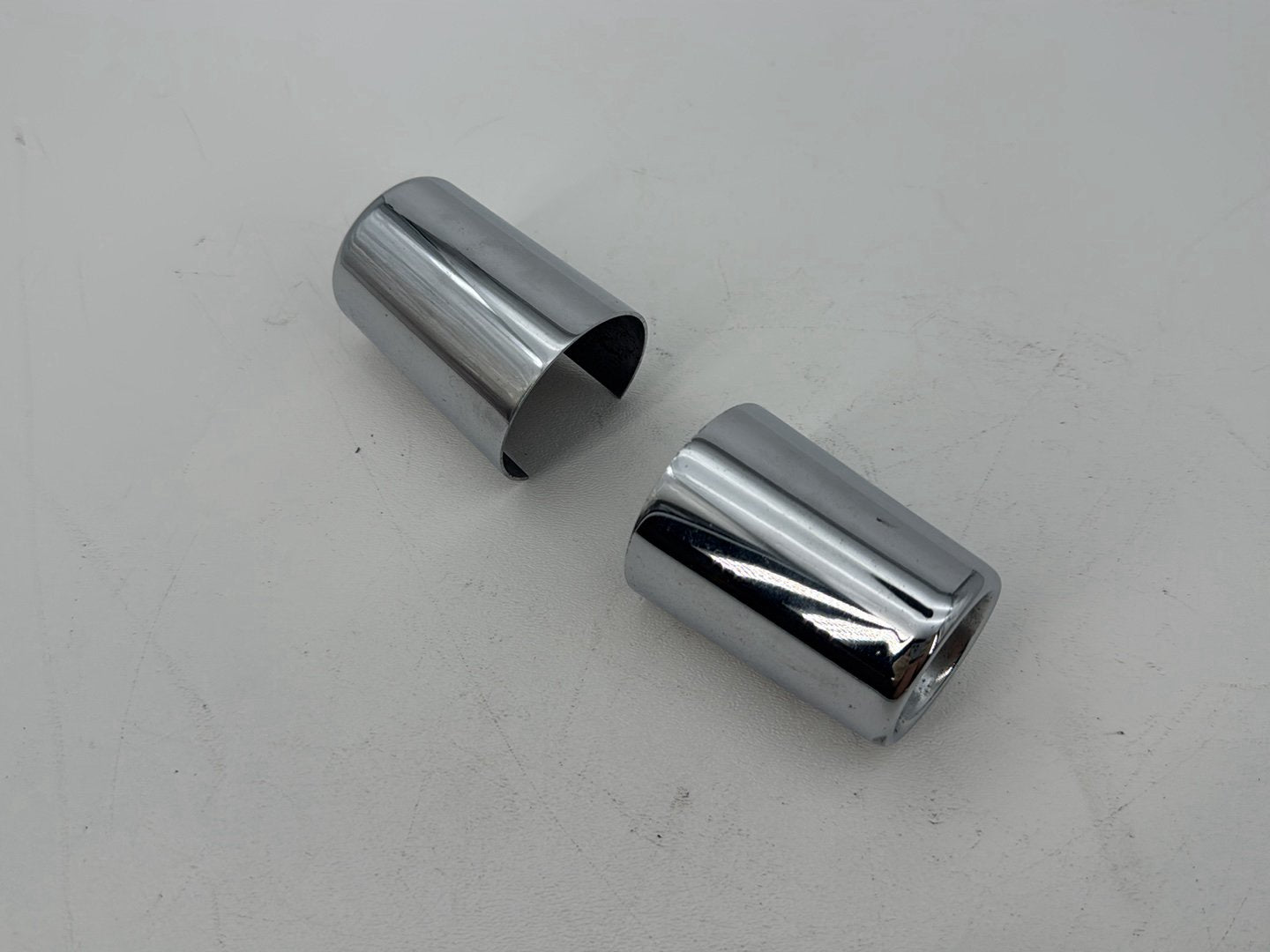 1999 - 2006 Harley-Davidson Dyna Low Rider Front Wheel Axle Nut Covers Caps