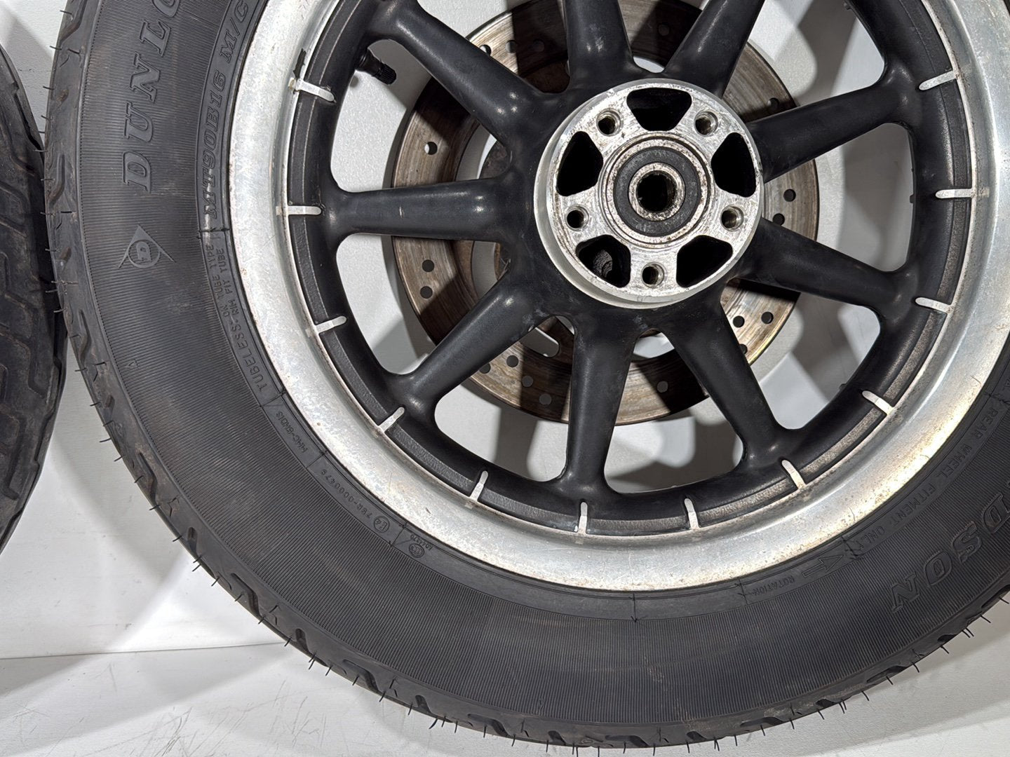 1999 - 2006 Harley-Davidson Touring Electra Glide Classic Front & Rear Wheel Rim Tire 43402-00B