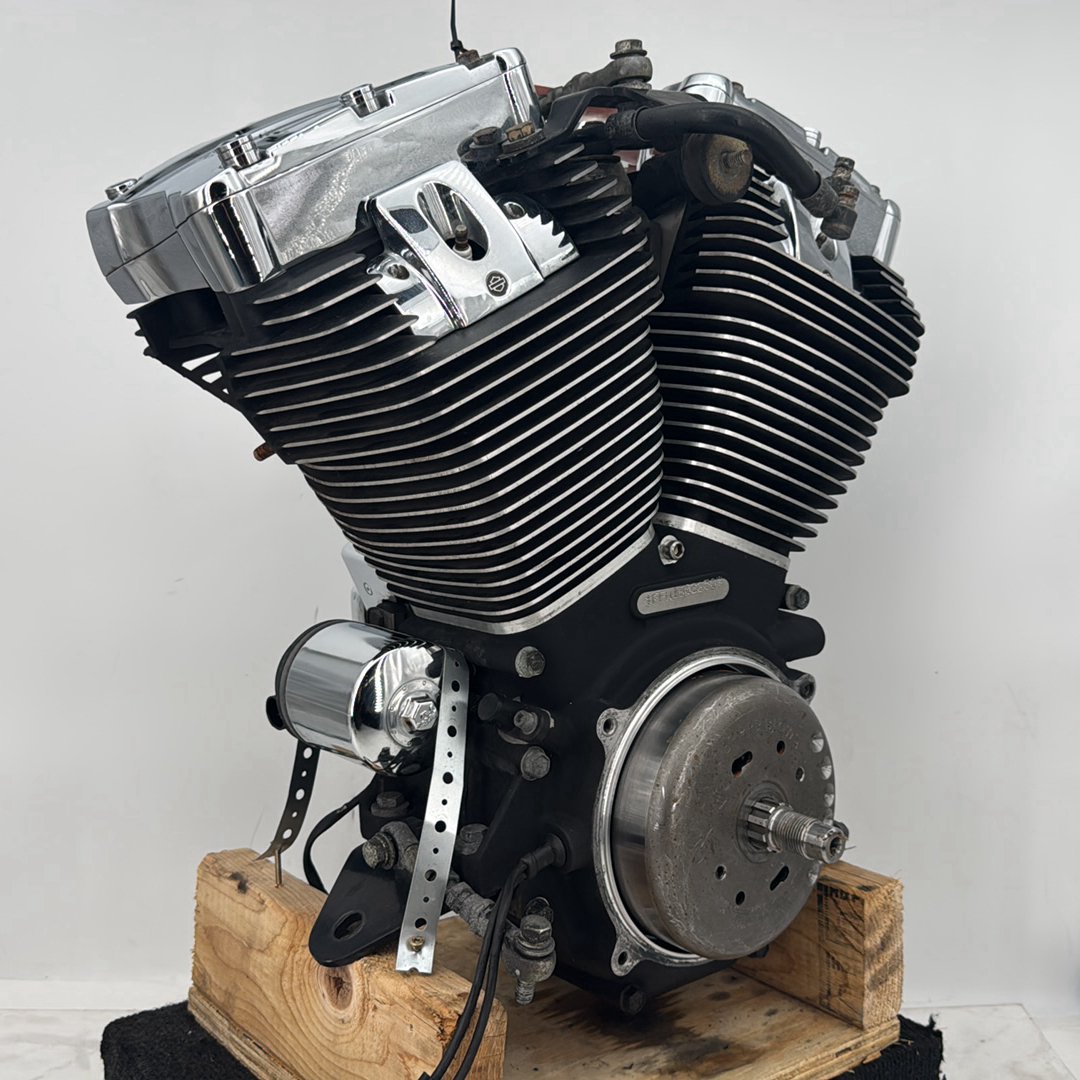 1999 - 2006 Harley-Davidson Touring Electra Glide Classic EFI Twin Cam 88 Engine Motor 16180-01