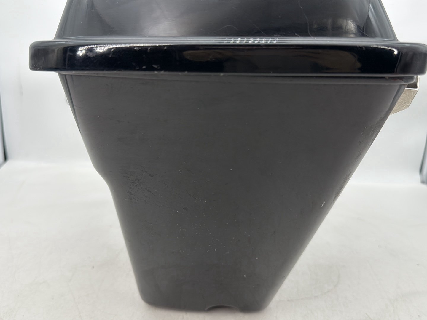1999 - 2006 Harley-Davidson Touring Electra Glide Right 1 Saddlebag Luggage NO Key 90752-93