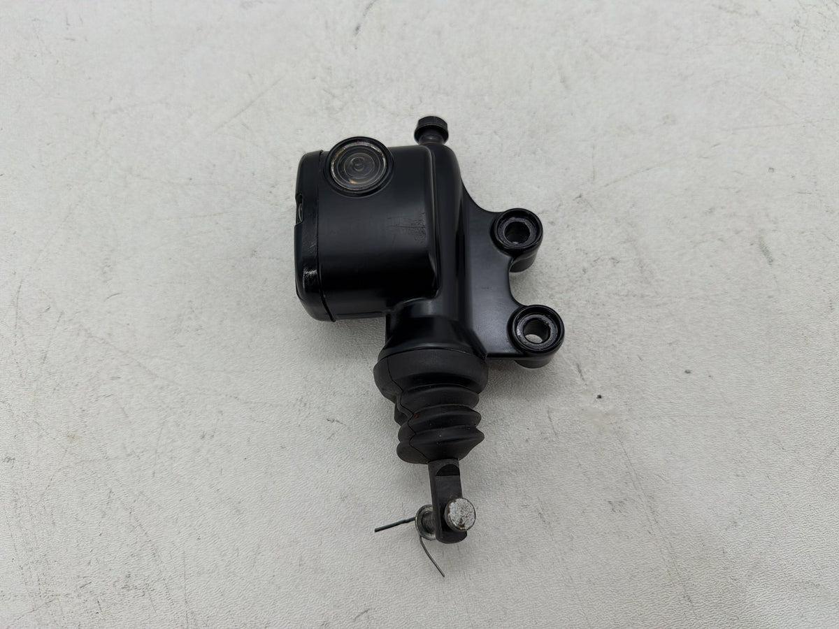 2012 Harley Street Glide Touring FLHX OEM Rear Brake Master Cylinder Reservoir